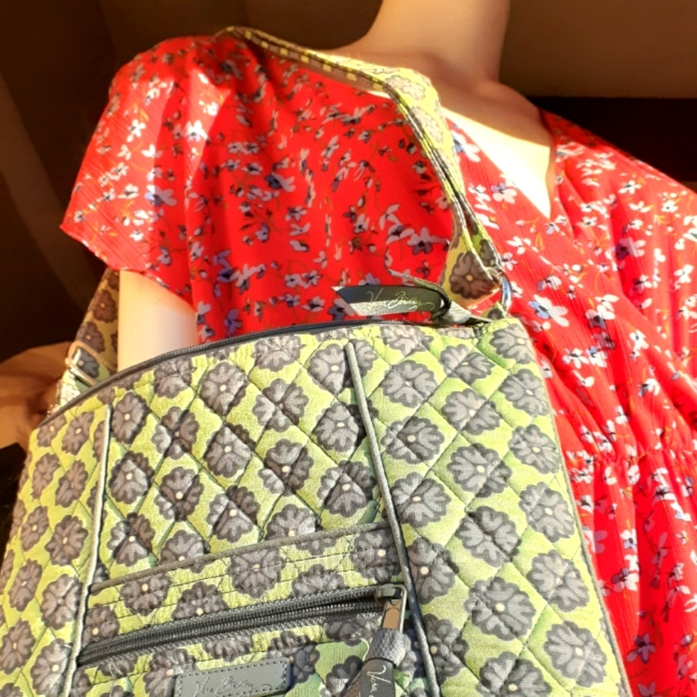 Vera Bradley shoulder tote